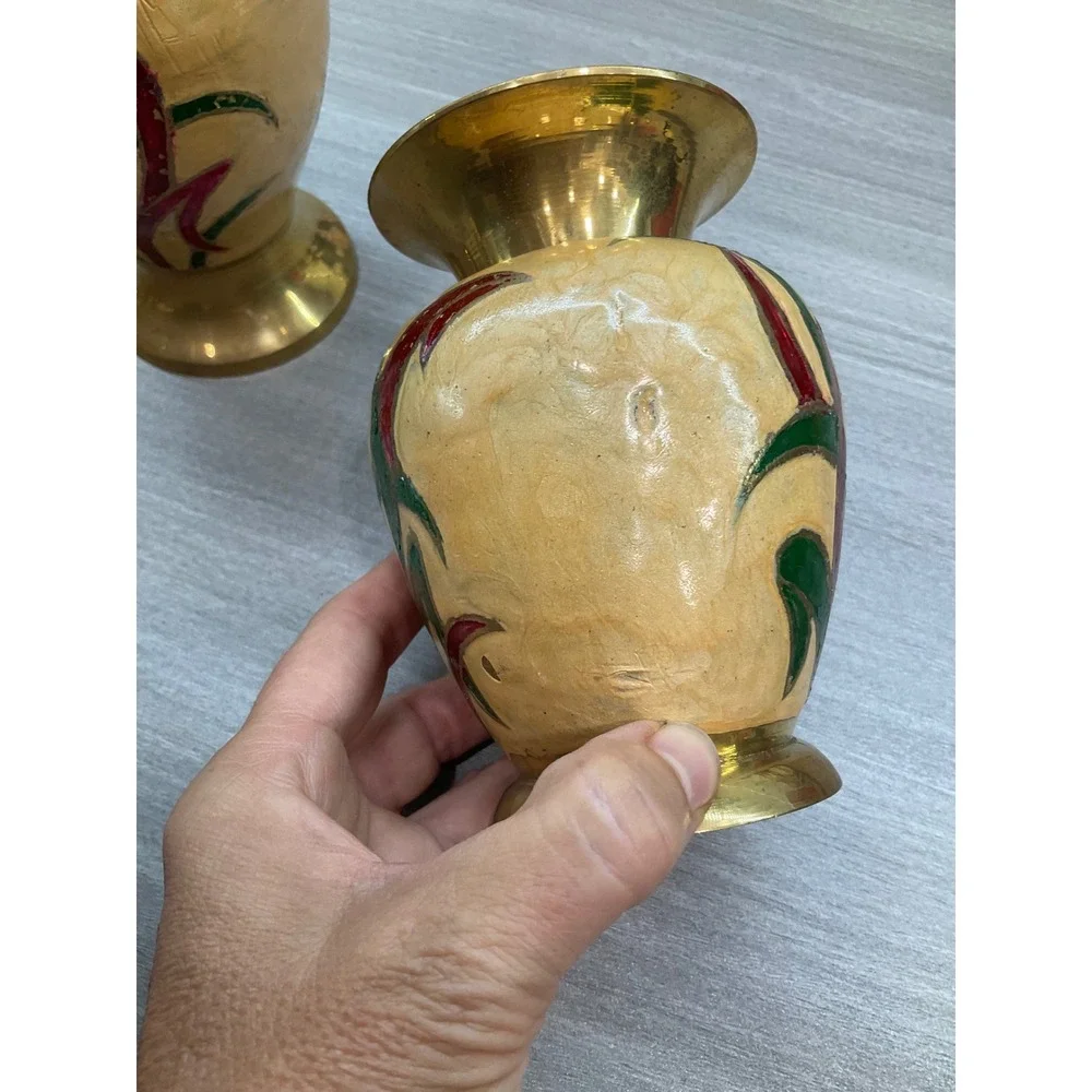 VINTAGE INDIAN BRASS HAND PAINTED ENAMEL JAR PITCHER AND VASE‎